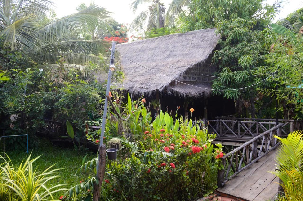 About Sarin Homestay Battambang Bagian luar foto